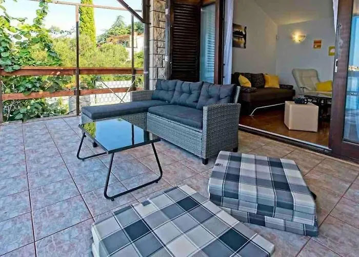 فيلة Beachfront With Pool - Myway *