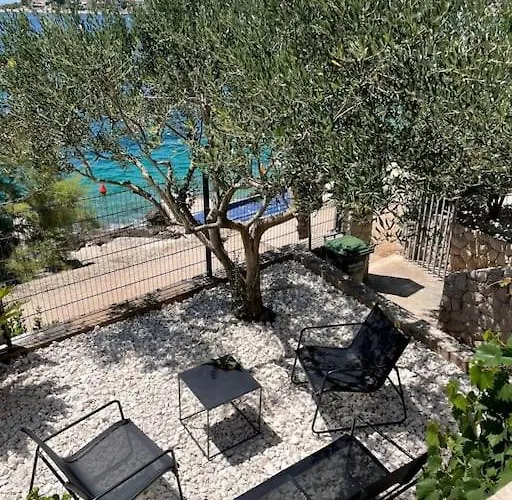Beachfront With Pool - Myway فيلة *