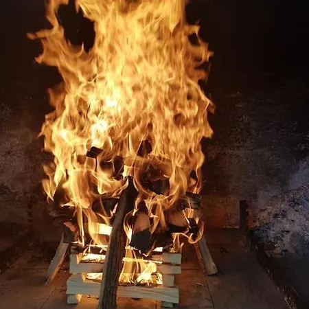 Beachfront With Pool - Myway تروغير