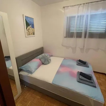 Beachfront With Pool - Myway Vila