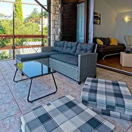 Vila Beachfront With Pool - Myway *