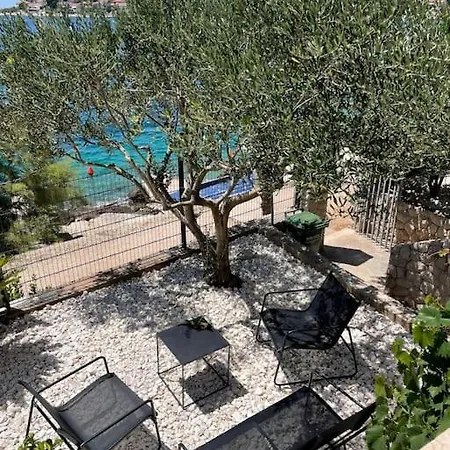Beachfront With Pool - Myway Vila *